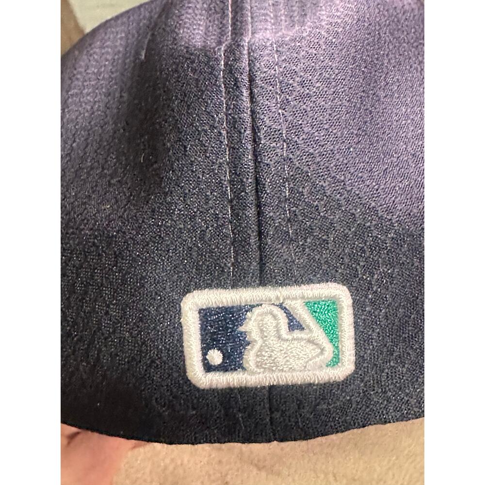 New Era 59FIFTY Seattle Mariners Fitted Hat 7 3/4 MLB Authentic Navy Cap - Picture 4 of 8
